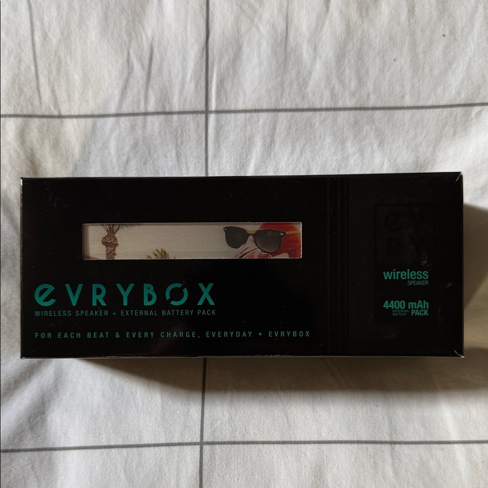 Evrybox Wireless Speaker and Battery Pack
